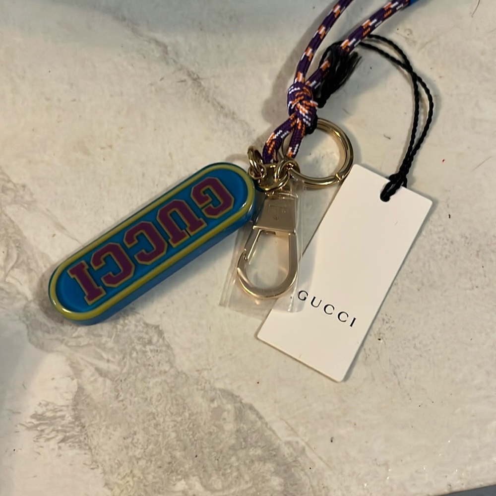 NWT Gucci Blue and Yellow Logo Keychain/Bag Charm - Picture 2 of 4